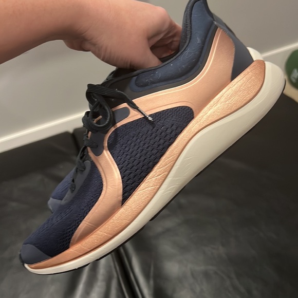 Chargefeel Low Women’s Workout Shoe - Picture 13 of 15